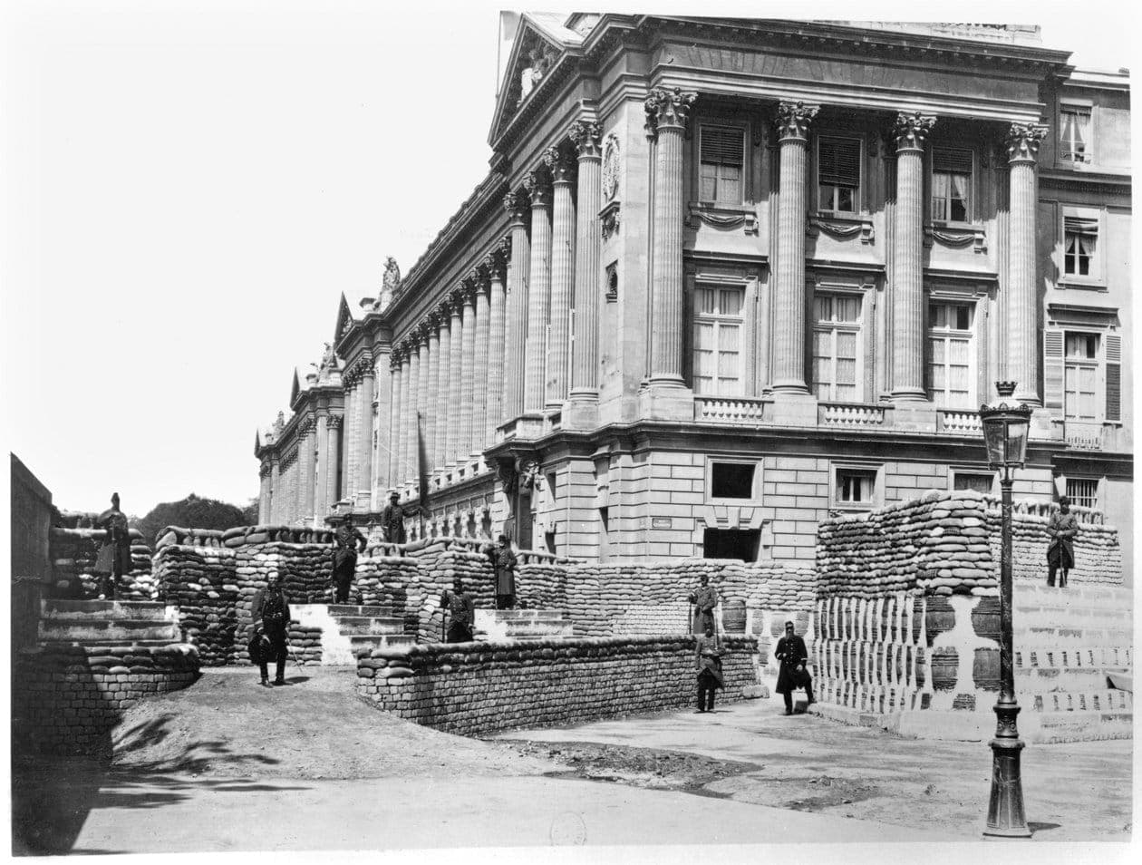 Révolution(s) - Image 19